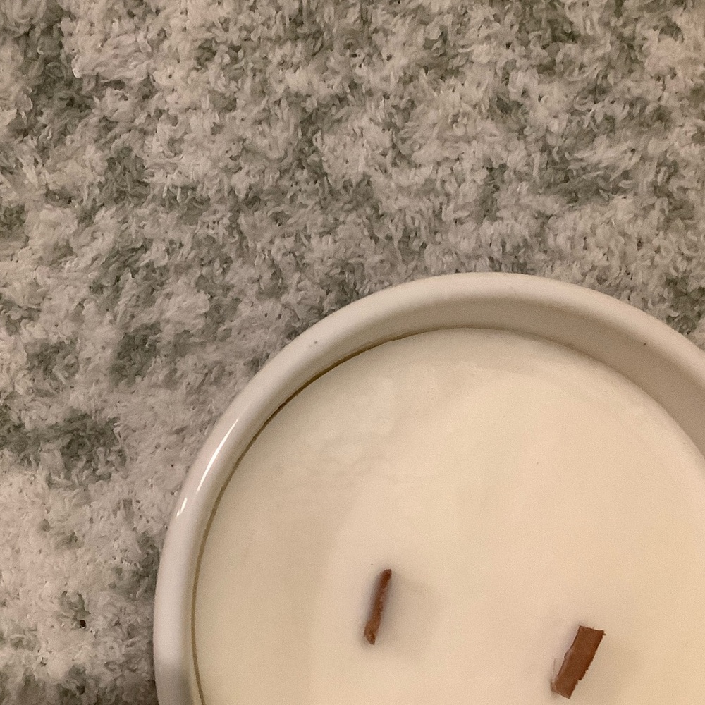 Ceramic Scented Honey Bun Soy Candle NWT 14 oz.   - Brown Gold and White Glazing - Picture 10 of 16
